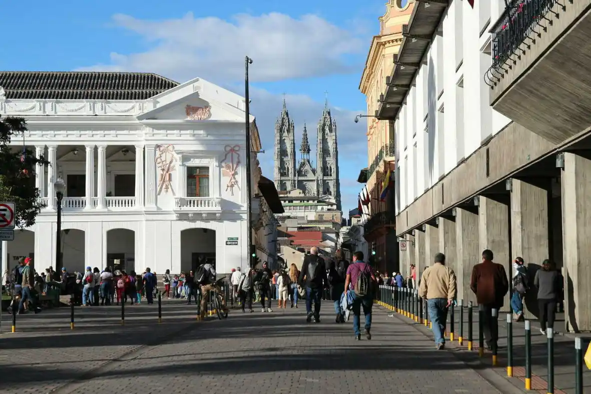 Touristischer Platz in Quito Ecuador